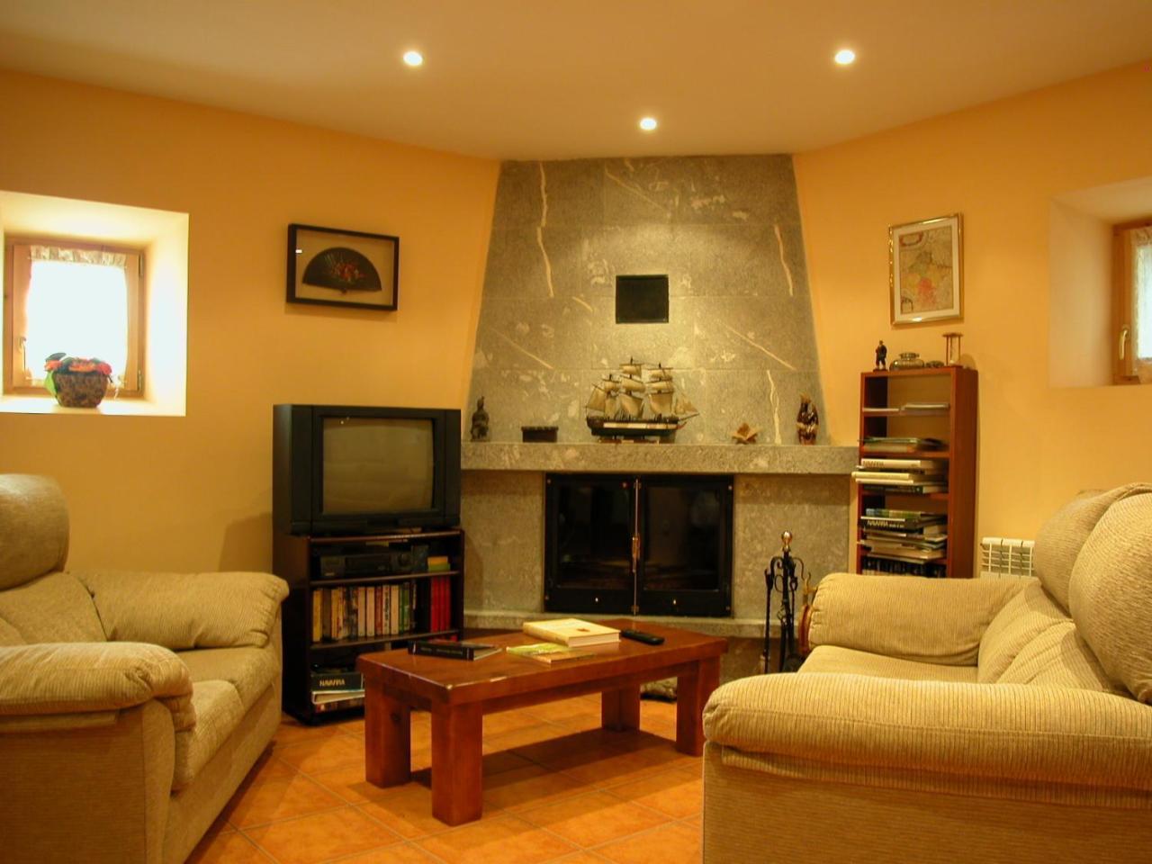 Casa Rural Ornat Etxea Vidangoz 외부 사진